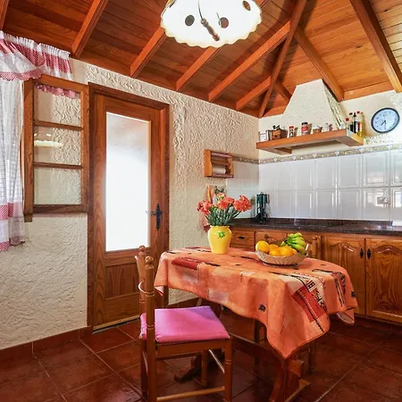 Charming House In With Shared Pool Prázdninový dům *
