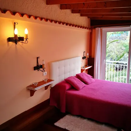 Charming House In With Shared Pool *