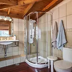 Casa de Férias Charming House In With Shared Pool