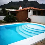 Charming House In With Shared Pool Casa de Férias
