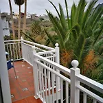 Charming House In With Shared Pool